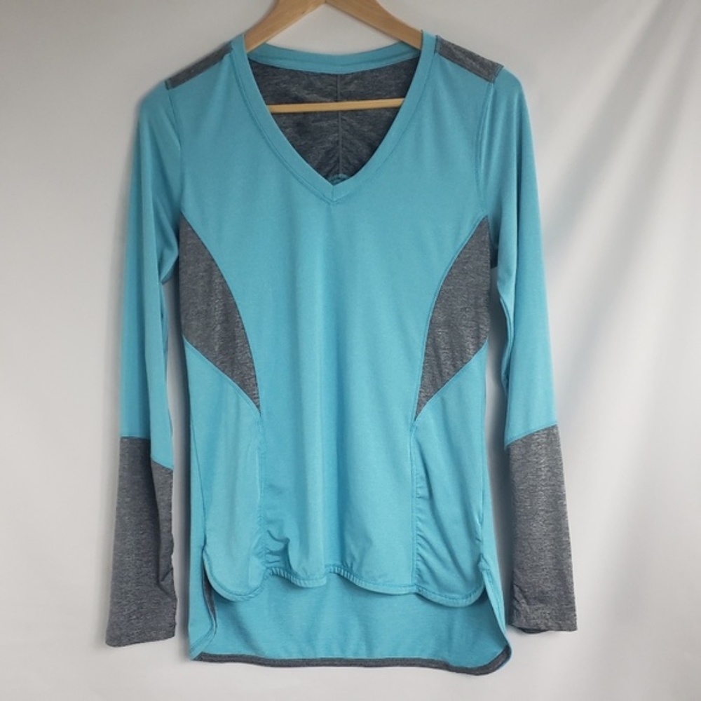 Marika Aqua Gray Drywik Long Sleeve Athletic Top - Picture 1 of 4